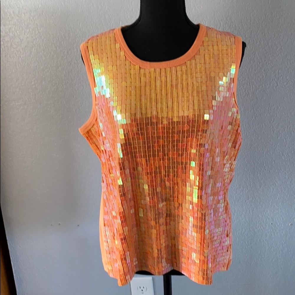 Women’s Tops